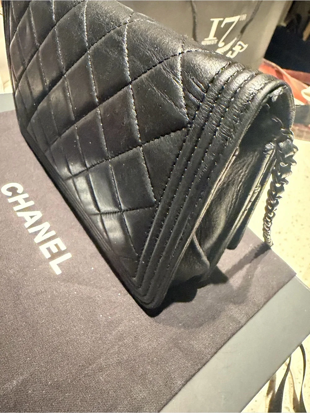 CHANEL classic quilted